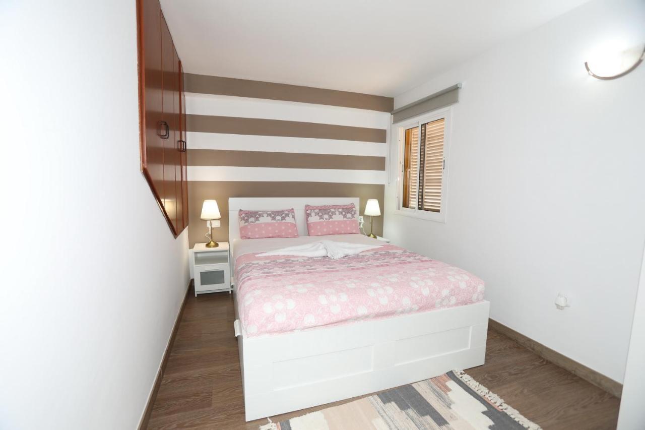 Keur Fina Apartment Costa De Antigua Exterior photo