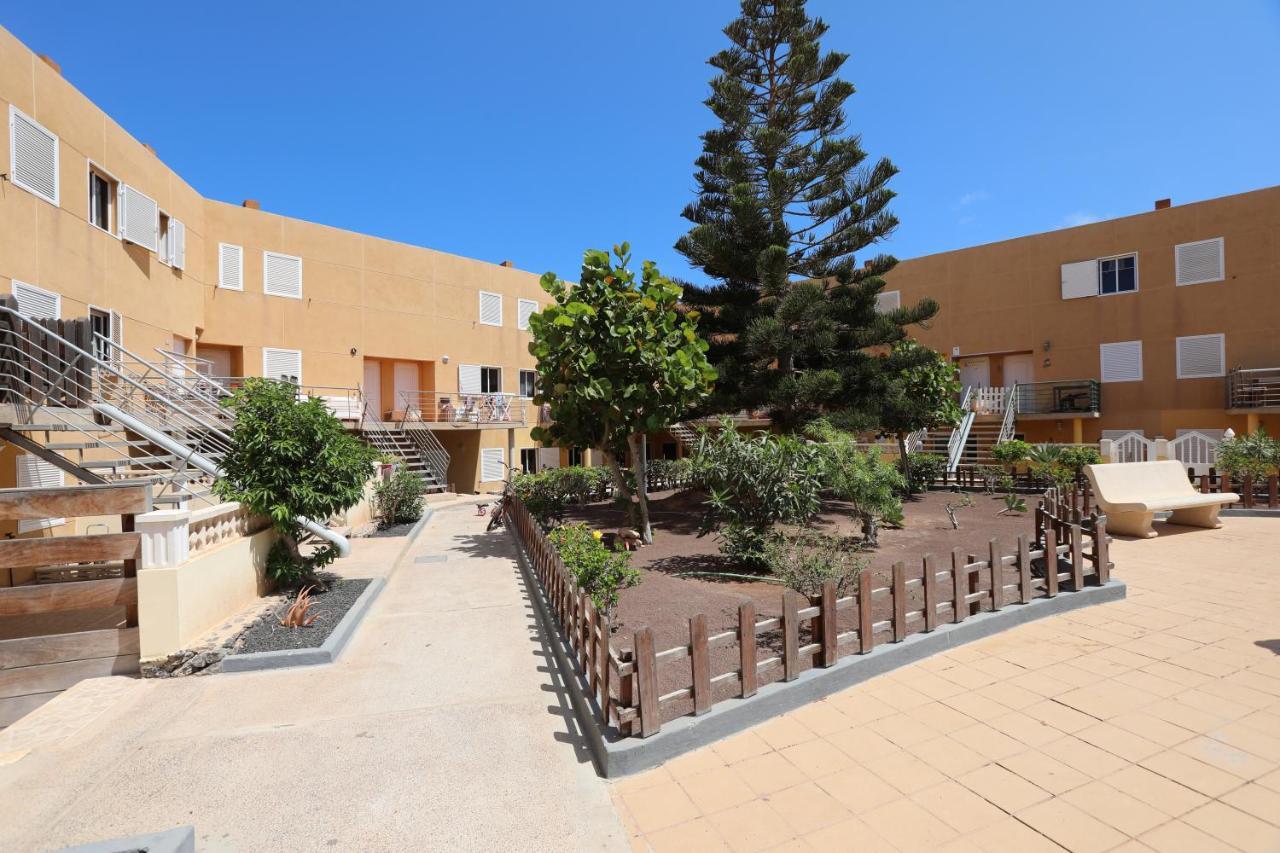 Keur Fina Apartment Costa De Antigua Exterior photo
